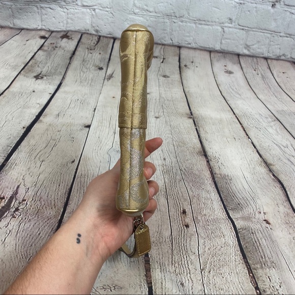 COACH Lurex Signature Gold Kisslock Wristlet - Picture 5 of 6